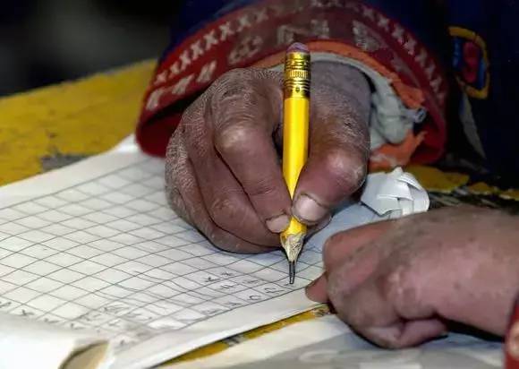 乾港關(guān)愛兒童 乾港關(guān)愛兒童